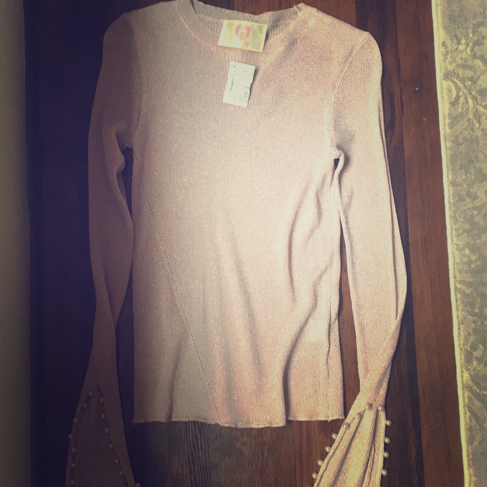 Pink glitter pearl sleeve top